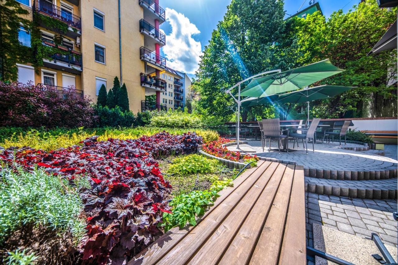 Corvin Hotel Budapest Sissi Wing Ngoại thất bức ảnh