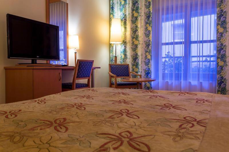 Corvin Hotel Budapest Sissi Wing Phòng bức ảnh