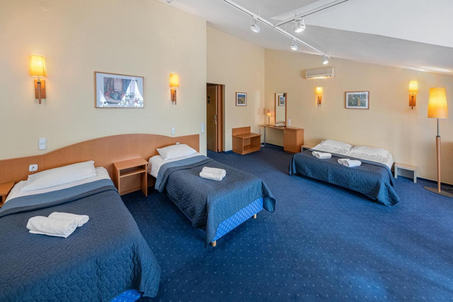 Corvin Hotel Budapest Sissi Wing Ngoại thất bức ảnh