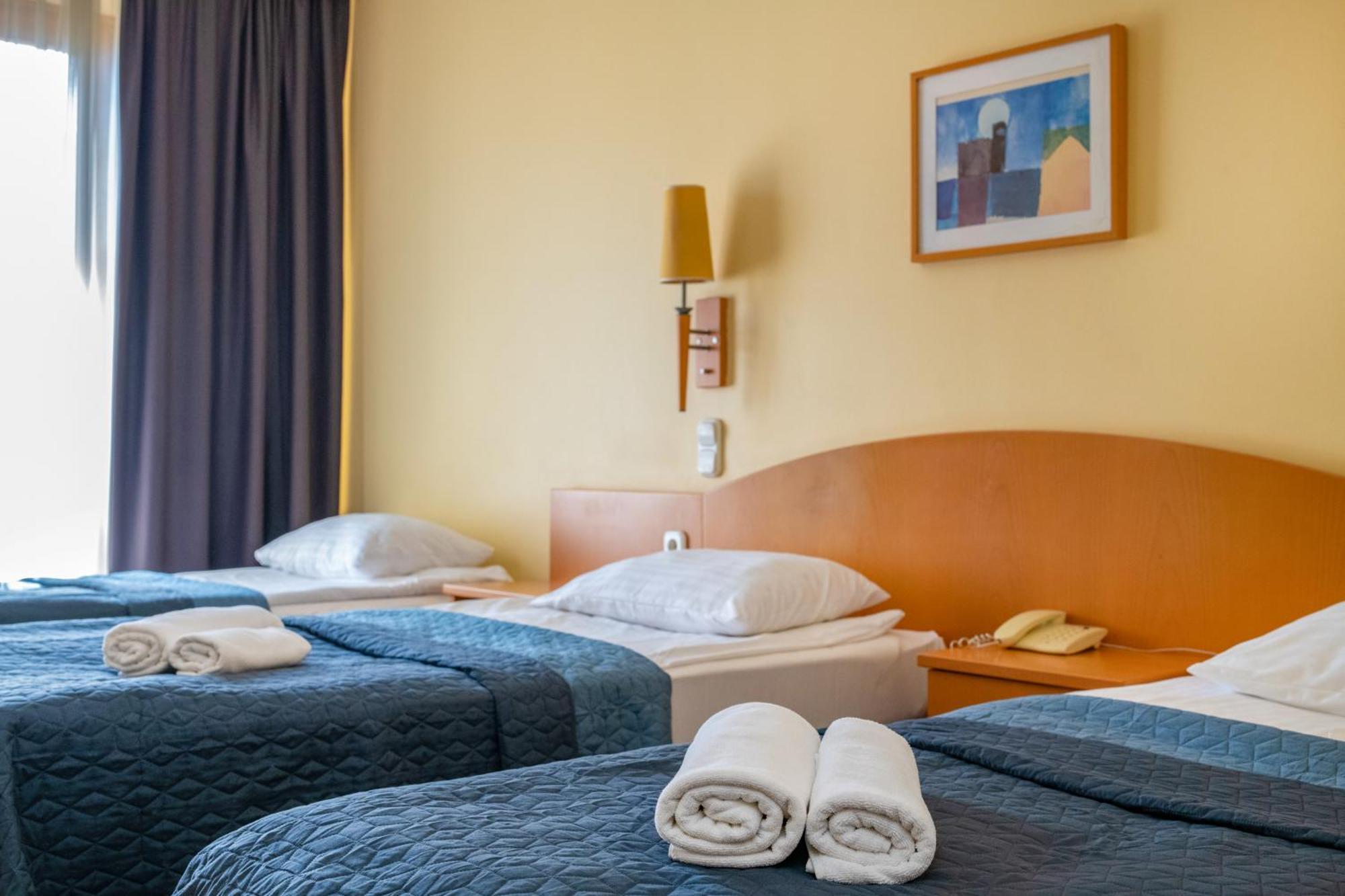 Corvin Hotel Budapest Sissi Wing Ngoại thất bức ảnh